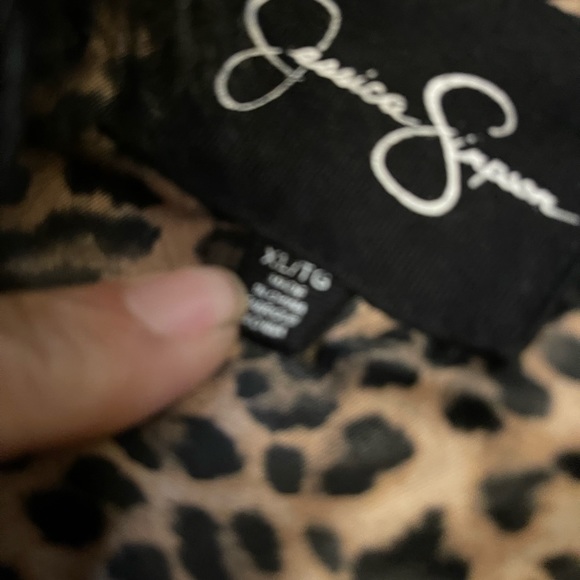 NWOT. Jessica Simpson wool coat with fur. XL - Picture 4 of 5